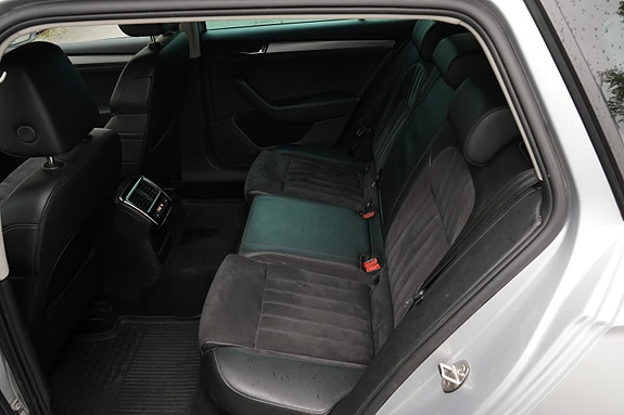 Skoda Superb 23 of 30