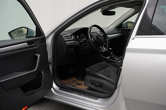 Skoda Superb 24 of 30
