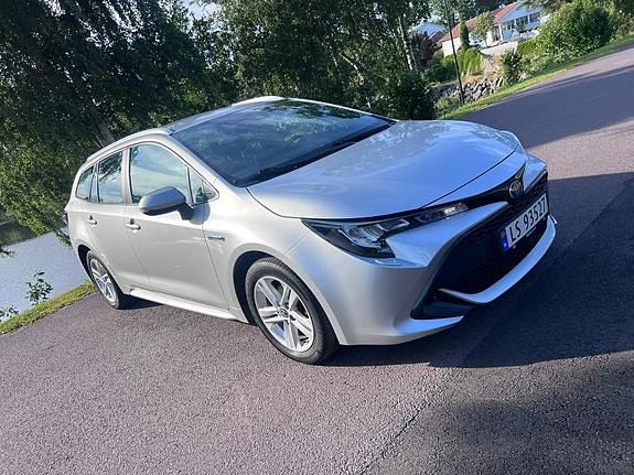 Toyota Corolla 5 of 30