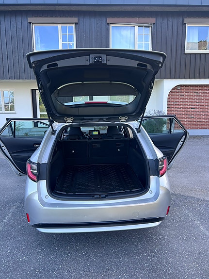 Toyota Corolla 9 of 30