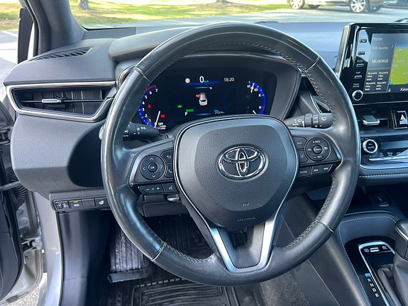 Toyota Corolla 24 of 30