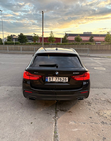 BMW 530i 10 of 30