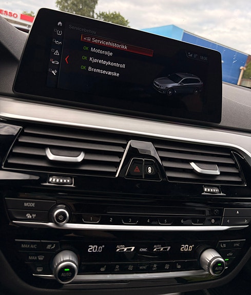 BMW 530i 29 of 30