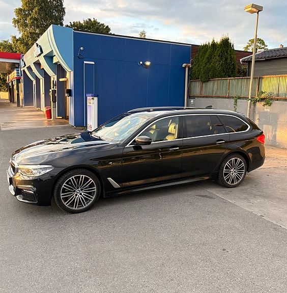 BMW 530i 4 of 30