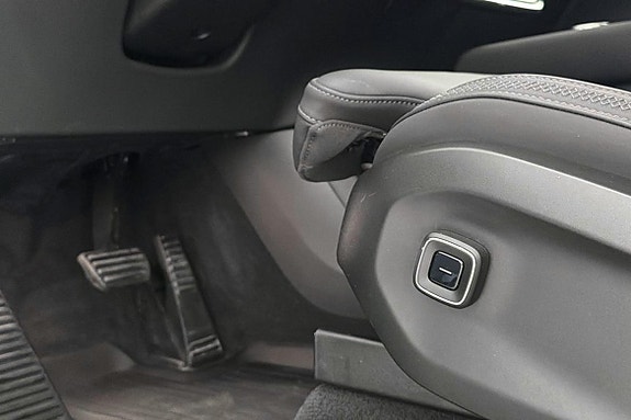 Volvo EX90 19 of 22
