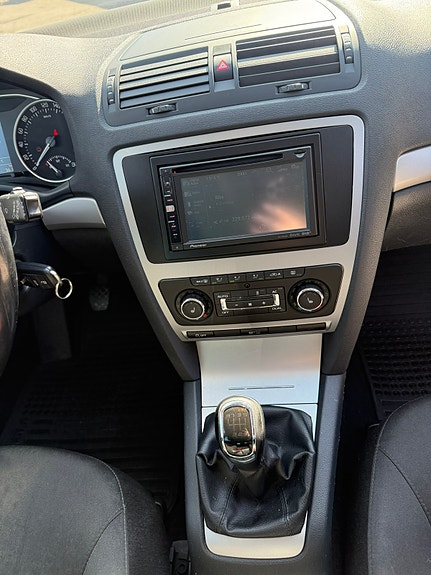 Skoda Octavia 14 of 20