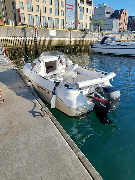 Quicksilver 510 Cruiser m/75 hk Mercury Optimax + Gaupen båthenger – 70 000 kr 4 of 6