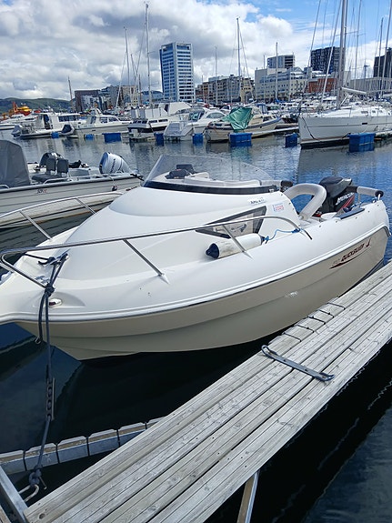 Quicksilver 510 Cruiser m/75 hk Mercury Optimax + Gaupen båthenger – 70 000 kr 2 of 6