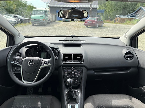Opel Meriva 24 of 30