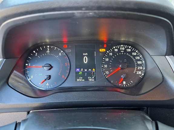 Renault Express 17 of 28