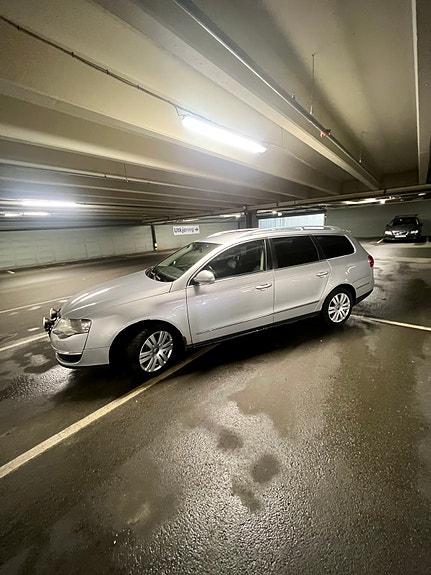 Volkswagen Passat 14 of 14