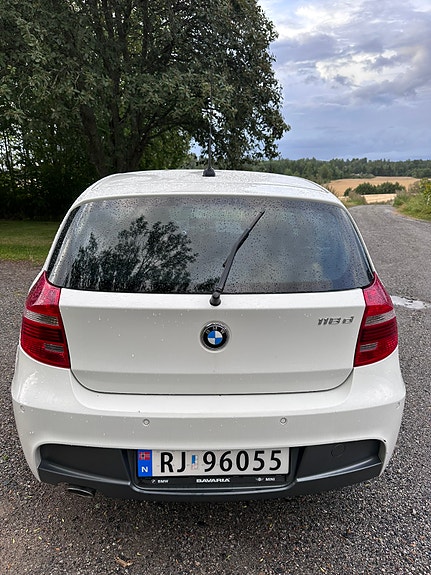 BMW 118d 5 of 5