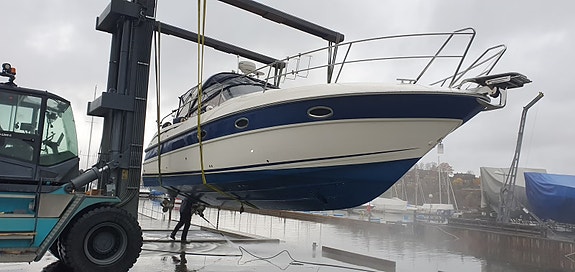 Godt kjøp! Bavaria 32 Sport med 2 x Volvo Penta KAD32. Kun 1050 timer 26 of 28