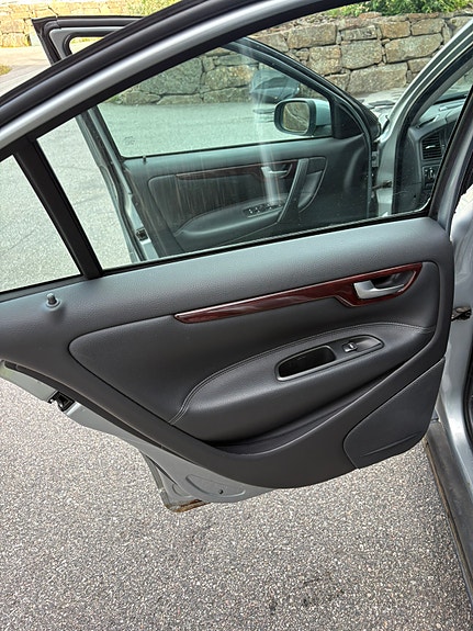 Volvo S60 14 of 14