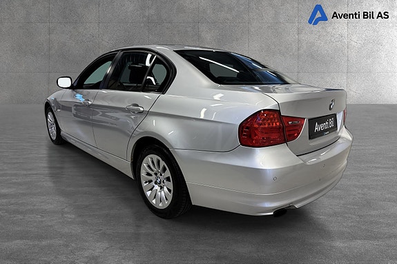 BMW 316i 5 of 5