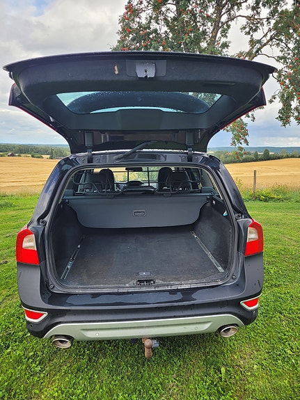 Volvo XC70 4 of 5