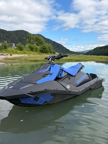 SeaDoo spark trixx 3 of 9