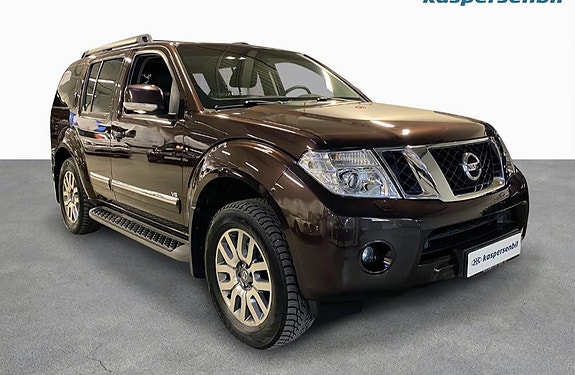 Nissan Pathfinder 17 of 30