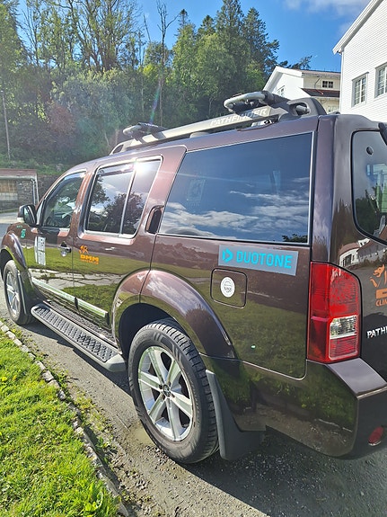 Nissan Pathfinder 8 of 30