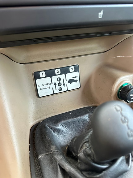 Land Rover Discovery 23 of 26