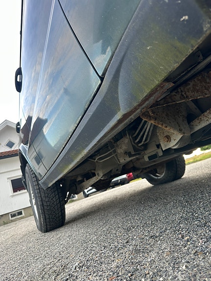 Land Rover Discovery 3 of 26