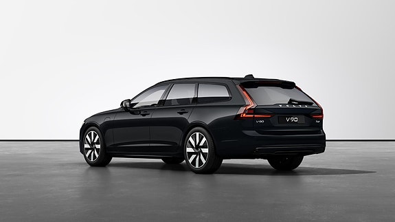 Volvo V90 4 of 26
