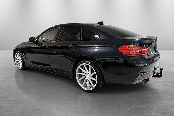 BMW 4 of 5