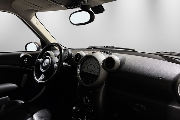 MINI Cooper SD 25 of 30