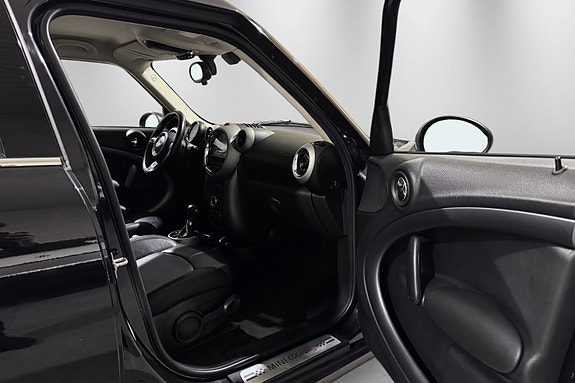 MINI Cooper SD 24 of 30