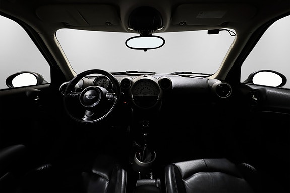 MINI Cooper SD 28 of 30