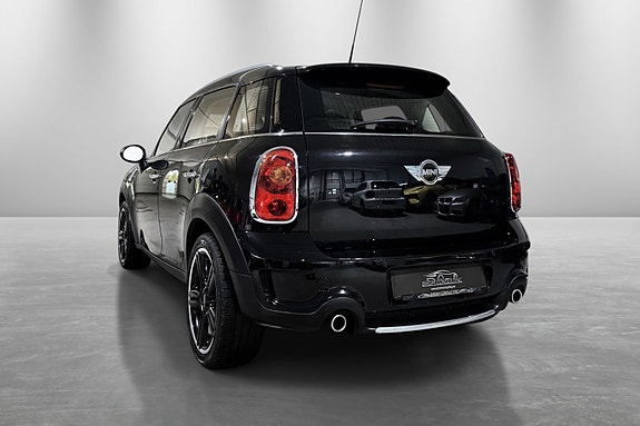 MINI Cooper SD 5 of 30
