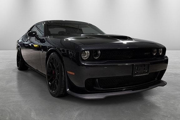 Dodge Challenger 13 of 30