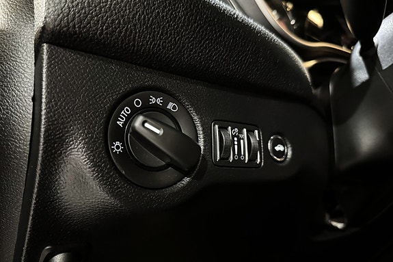 Dodge Challenger 25 of 30