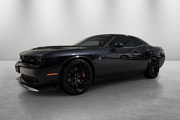 Dodge Challenger 2 of 30