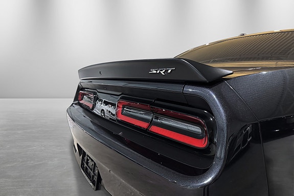 Dodge Challenger 8 of 30