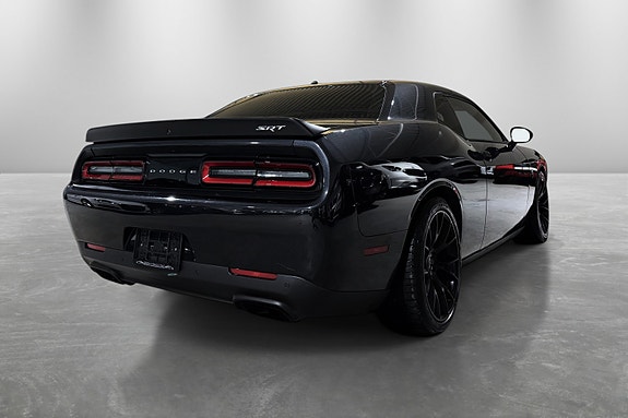 Dodge Challenger 7 of 30