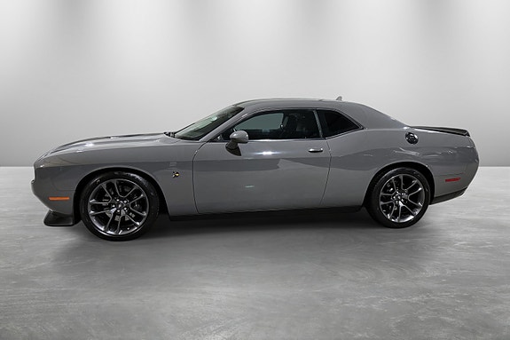 Dodge Challenger 3 of 30