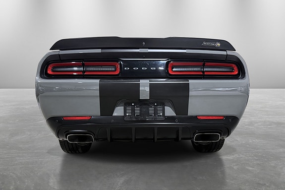 Dodge Challenger 7 of 30