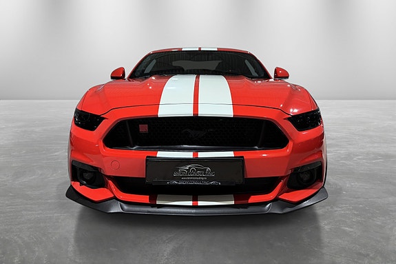 Ford Mustang 14 of 30
