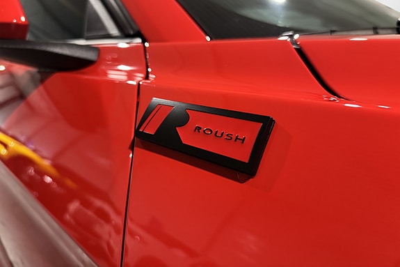 Ford Mustang 15 of 30