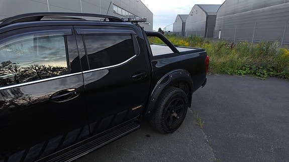 Nissan Navara 13 of 23