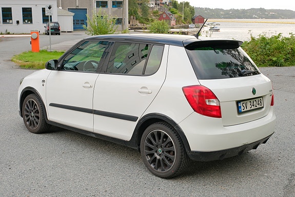 Skoda Fabia 4 of 15