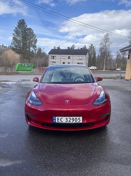 Tesla Model 3 3 of 12