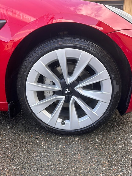 Tesla Model 3 8 of 12