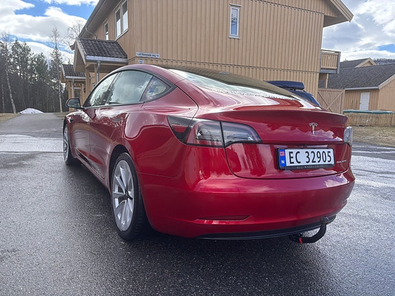 Tesla Model 3 4 of 12
