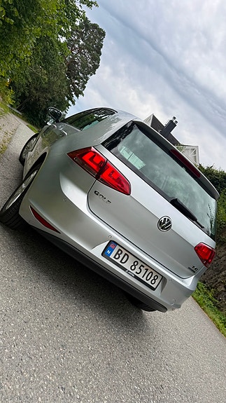 Volkswagen Golf VII 5 of 5