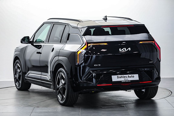 Kia EV3 12 of 30