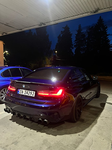 BMW 330e 16 of 19