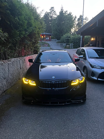 BMW 330e 4 of 19