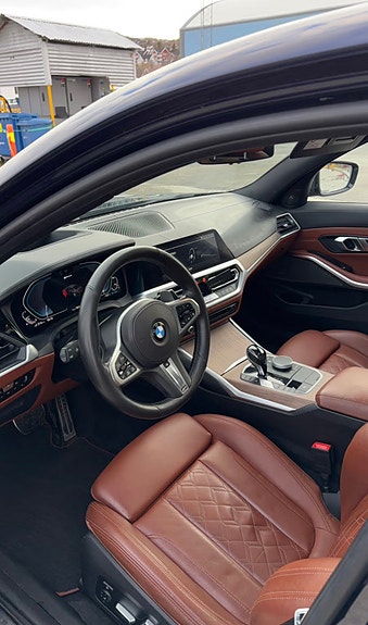 BMW 330e 9 of 19